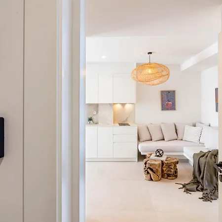 Seaclub Apartment