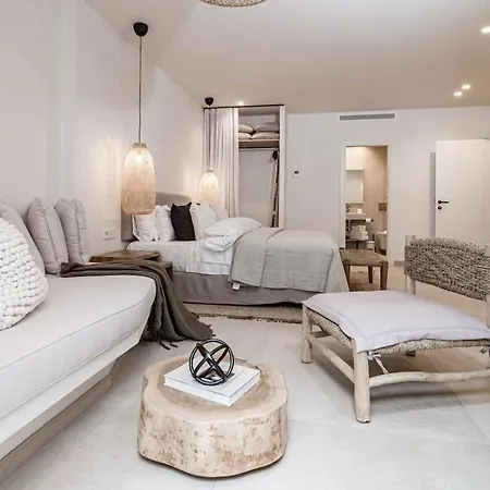 A7- Seaclub By Roomservices Апартаменты *