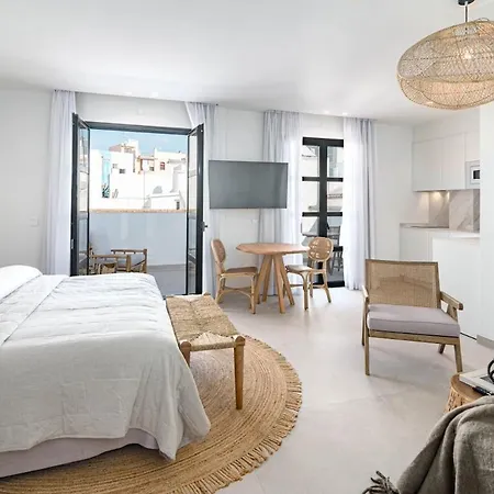 Seaclub By Roomservices * Estepona