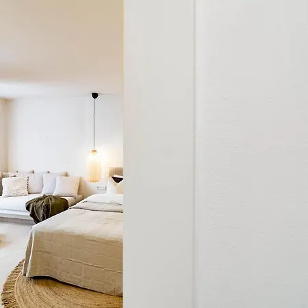 A7- Seaclub By Roomservices Апартаменты *