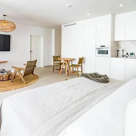 A7- Seaclub By Roomservices Апартаменты Эстепона